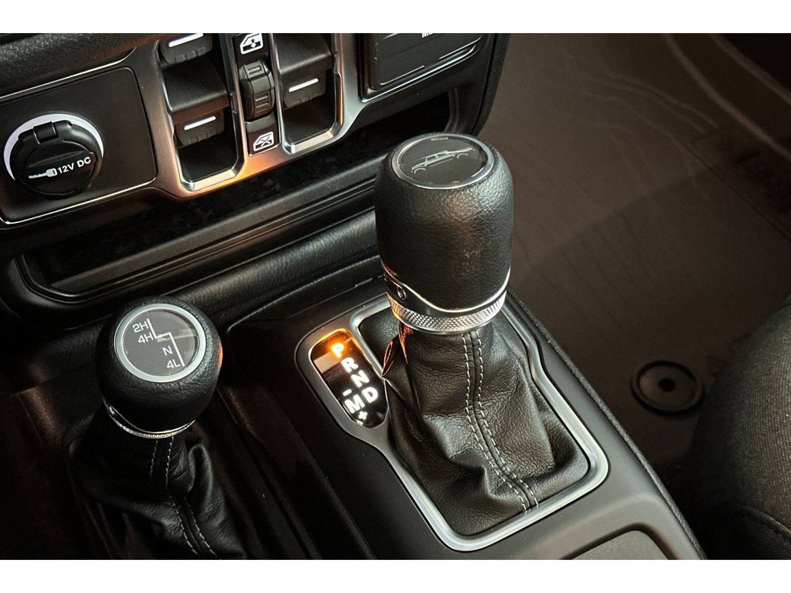 New 2026 Jeep Gladiator Sport AWD/4WD image 21