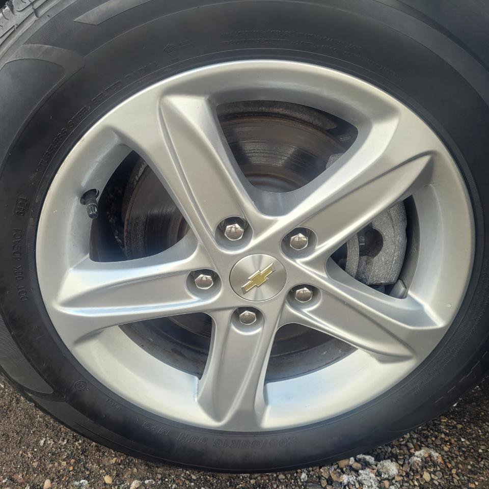 Used 2020 Chevrolet Malibu LS image 39