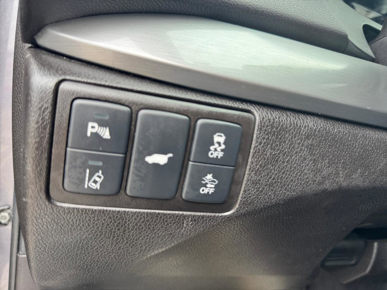 Used 2018 Acura RDX AWD w/ Advance Package image 16
