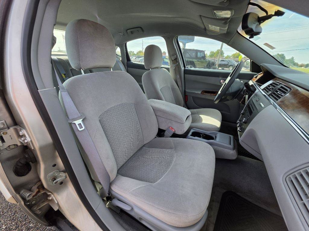 Used 2006 Buick LaCrosse CX FWD image 17