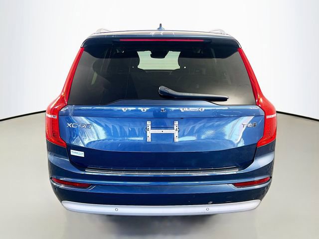 Used 2022 Volvo XC90 T6 Momentum w/ Advanced Package image 7