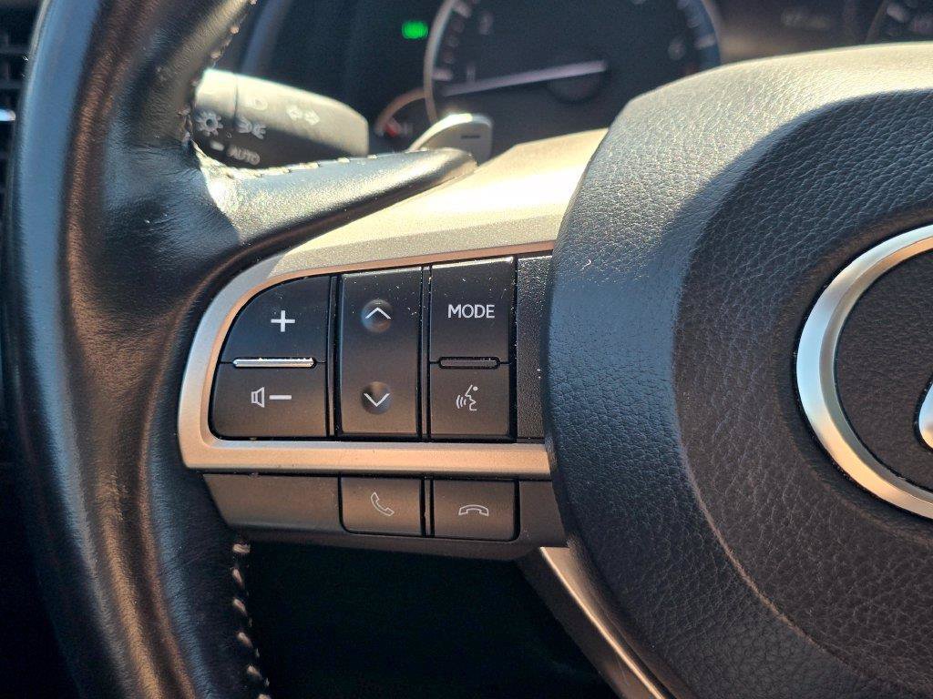 Used 2022 Lexus RX 350L Premium w/ Premium Package AWD/4WD image 33