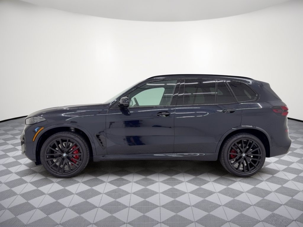 New 2026 BMW X5 xDrive40i w/ M Sport Package AWD/4WD image 2