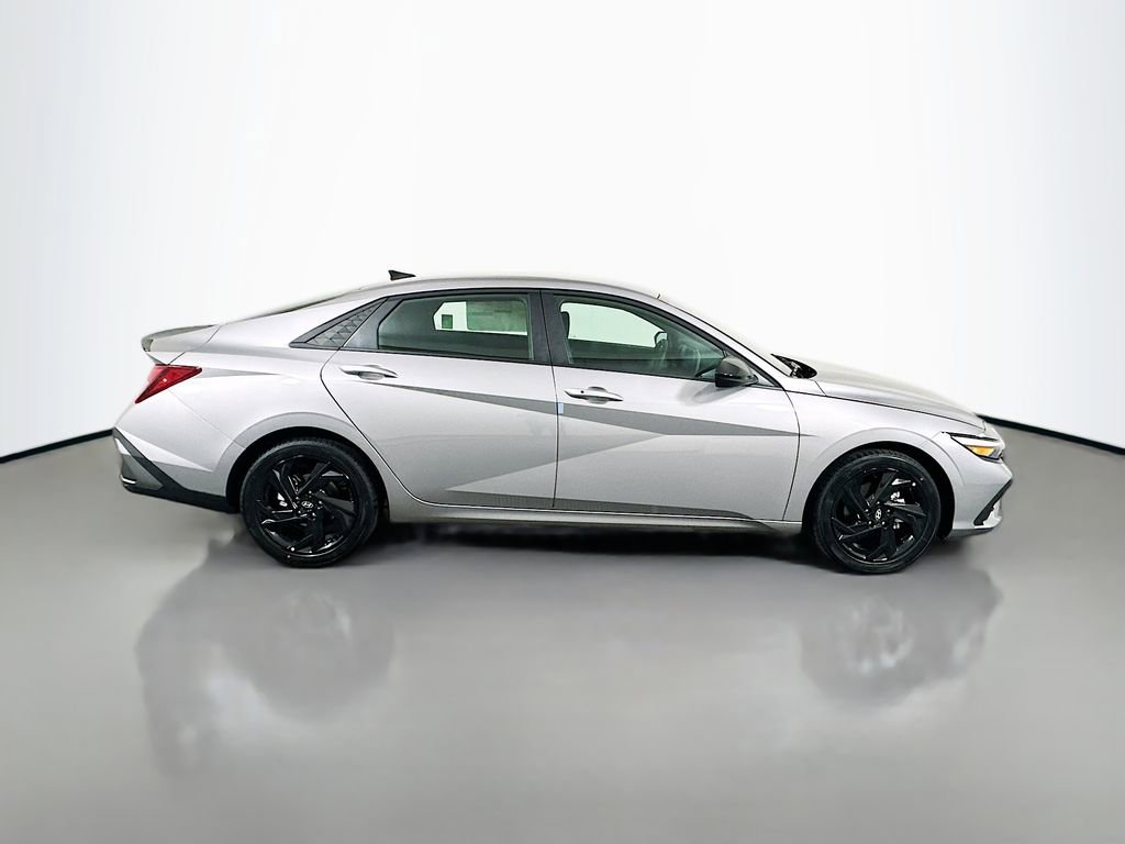 New 2026 Hyundai Elantra Sport w/ Cargo Package image 4