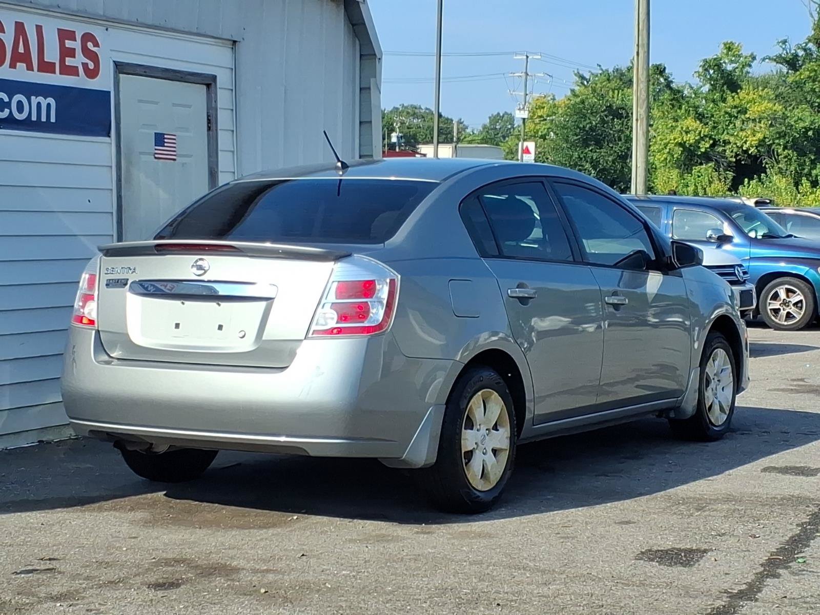 Used 2012 Nissan Sentra 2.0 FWD image 3
