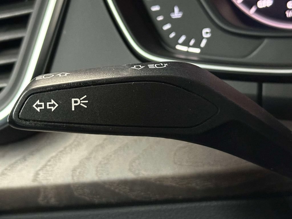 Used 2018 Audi Q5 2.0T Premium Plus AWD/4WD image 25