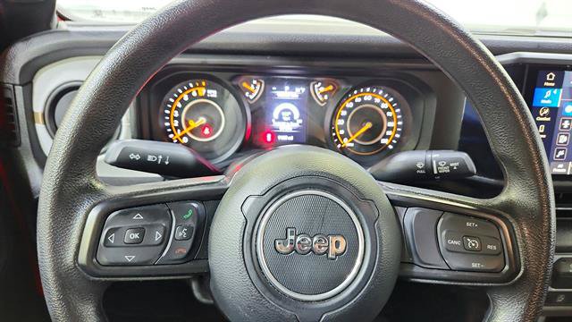Used 2024 Jeep Gladiator Sport AWD/4WD image 13