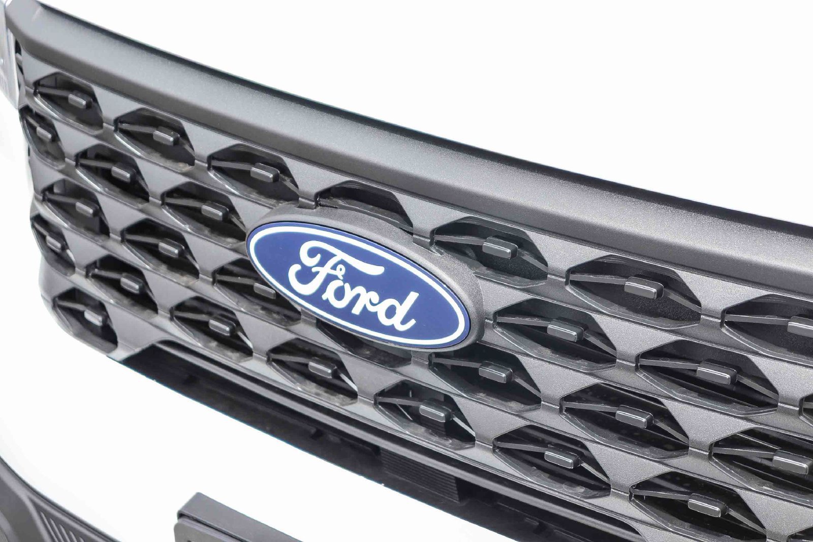 New 2026 Ford Maverick XL w/ 4K Tow Package AWD/4WD image 12
