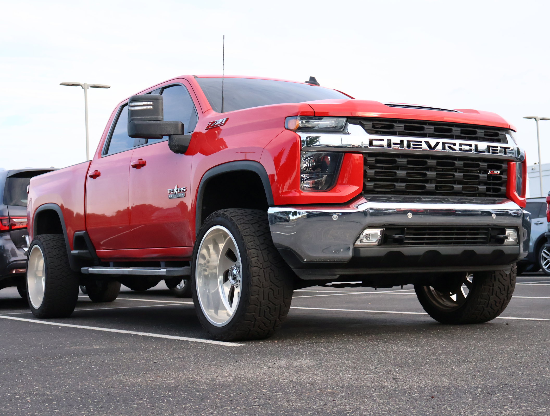 Used 2020 Chevrolet Silverado 2500 LT w/ Texas Edition AWD/4WD image 1