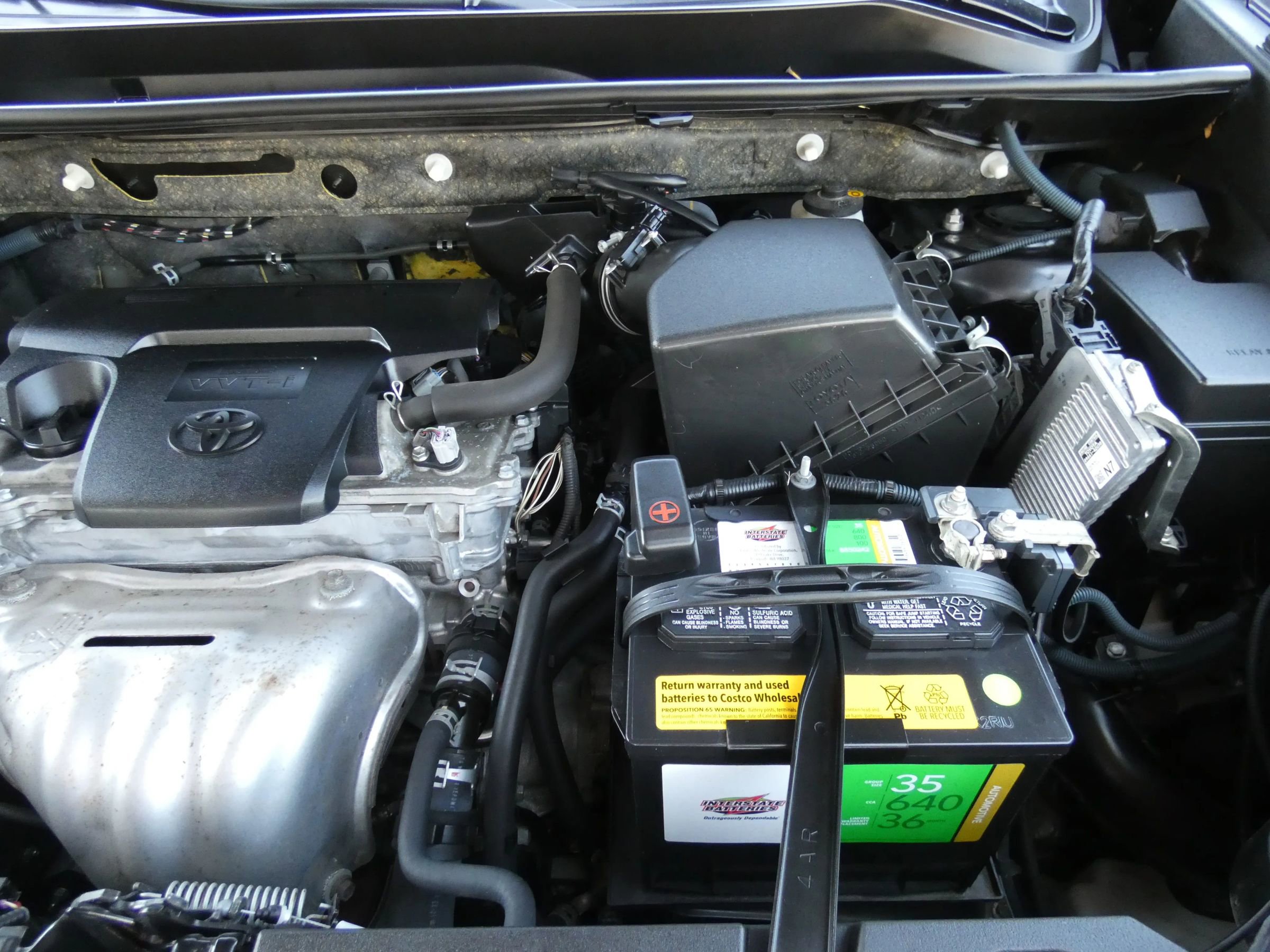 Used 2015 Toyota RAV4 LE image 72