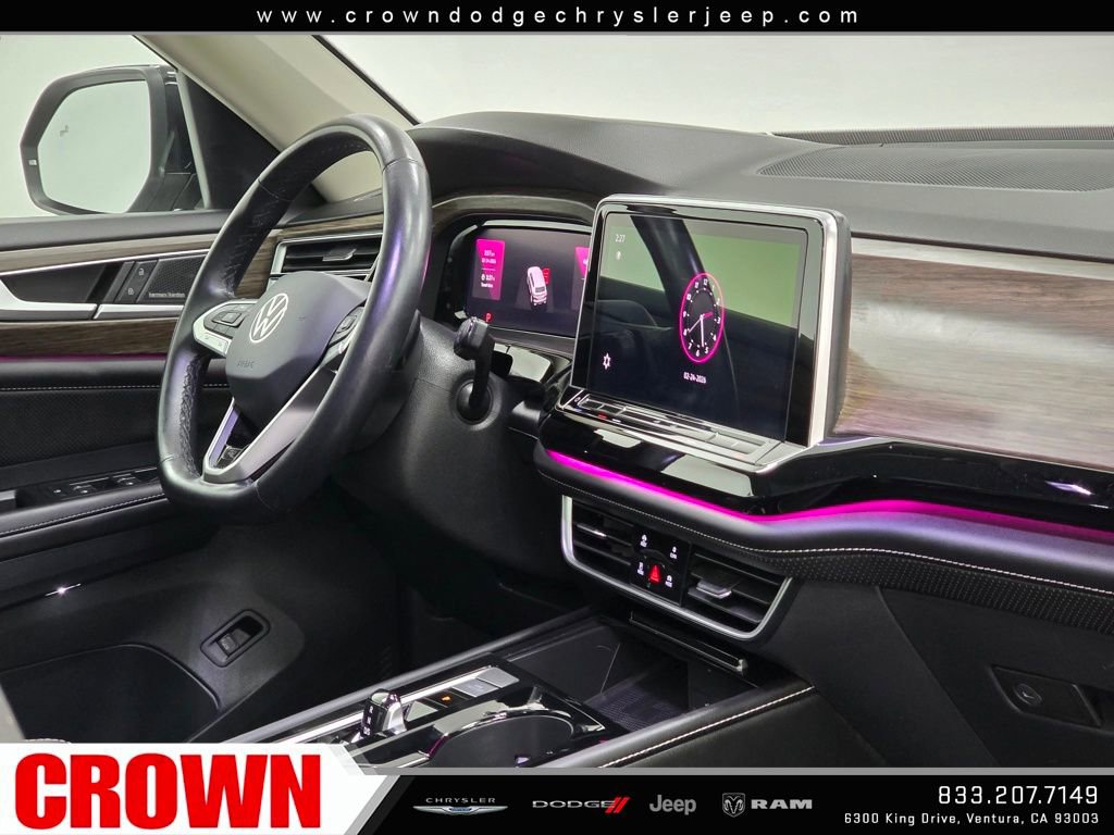 Used 2024 Volkswagen Atlas SEL Premium R-Line image 13