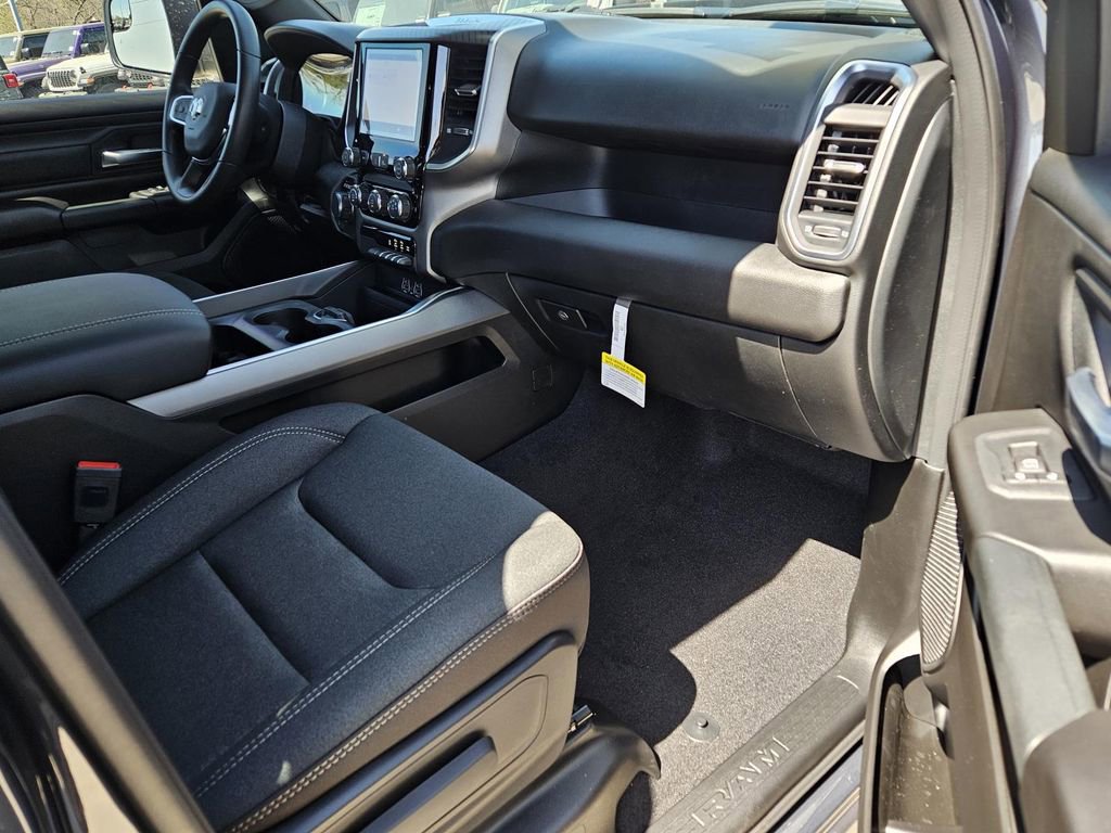 New 2026 RAM 1500 Express image 8