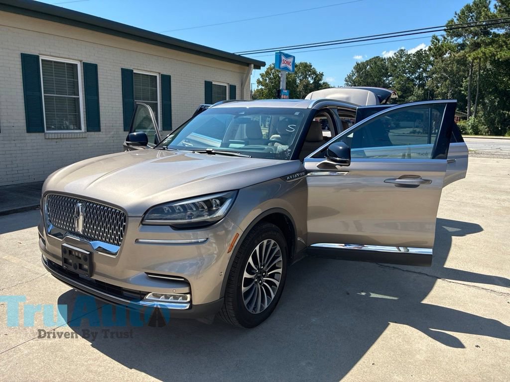 Used 2021 Lincoln Aviator Reserve w/ Equipment Group 201A AWD/4WD image 13