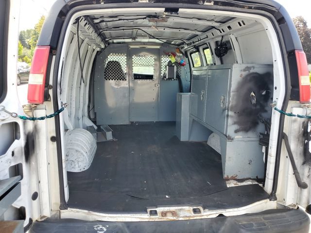 Used 2008 GMC Savana 3500 RWD image 7