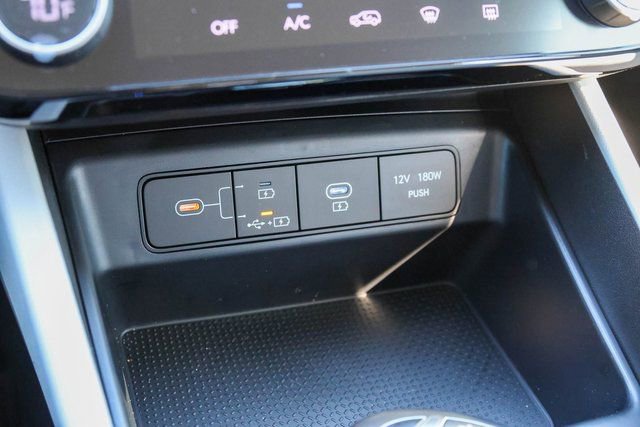 New 2026 Hyundai Tucson SEL image 17