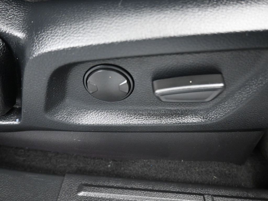 Used 2021 Ford Ranger Lariat w/ Tremor Off-Road Package image 49