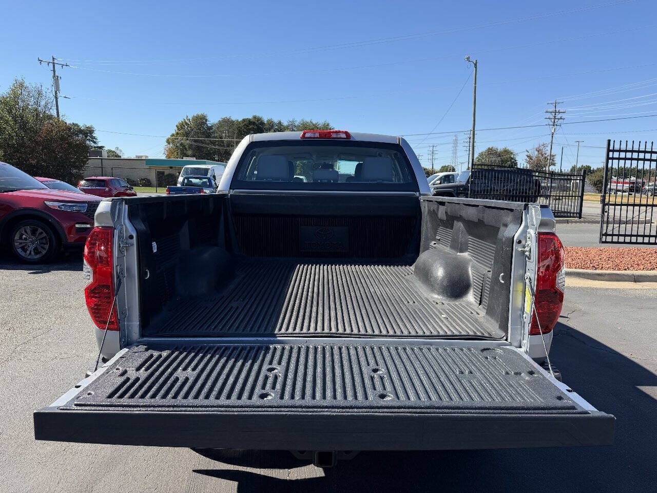 Used 2014 Toyota Tundra SR RWD image 9