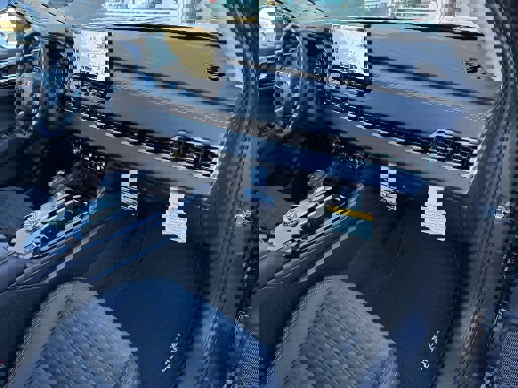 New 2025 Mitsubishi Outlander SE image 22