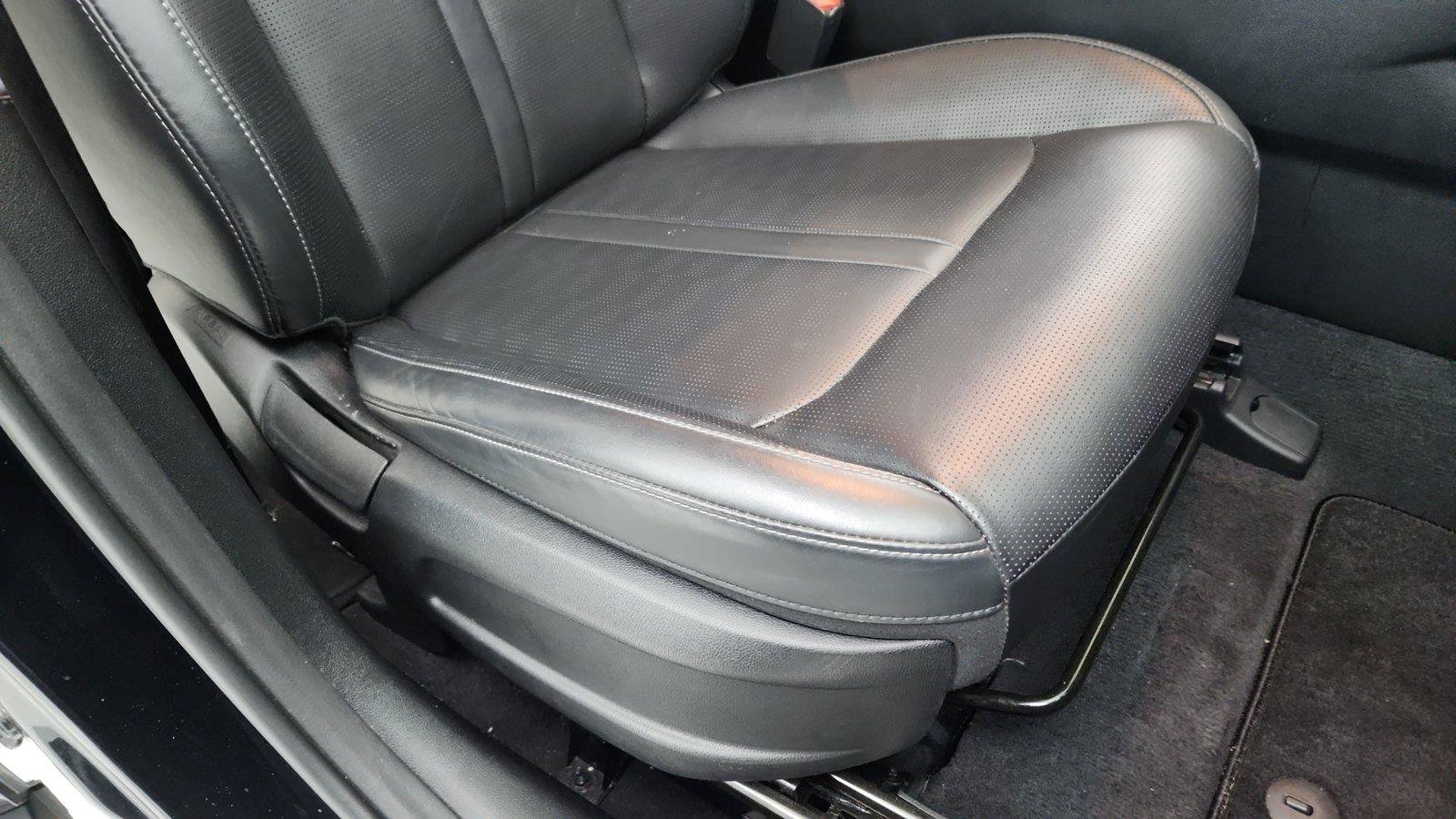 Used 2025 Kia Sorento S AWD/4WD image 35