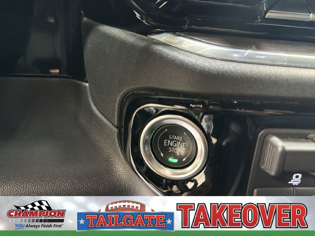 Certified 2025 GMC Sierra 1500 SLT AWD/4WD image 22