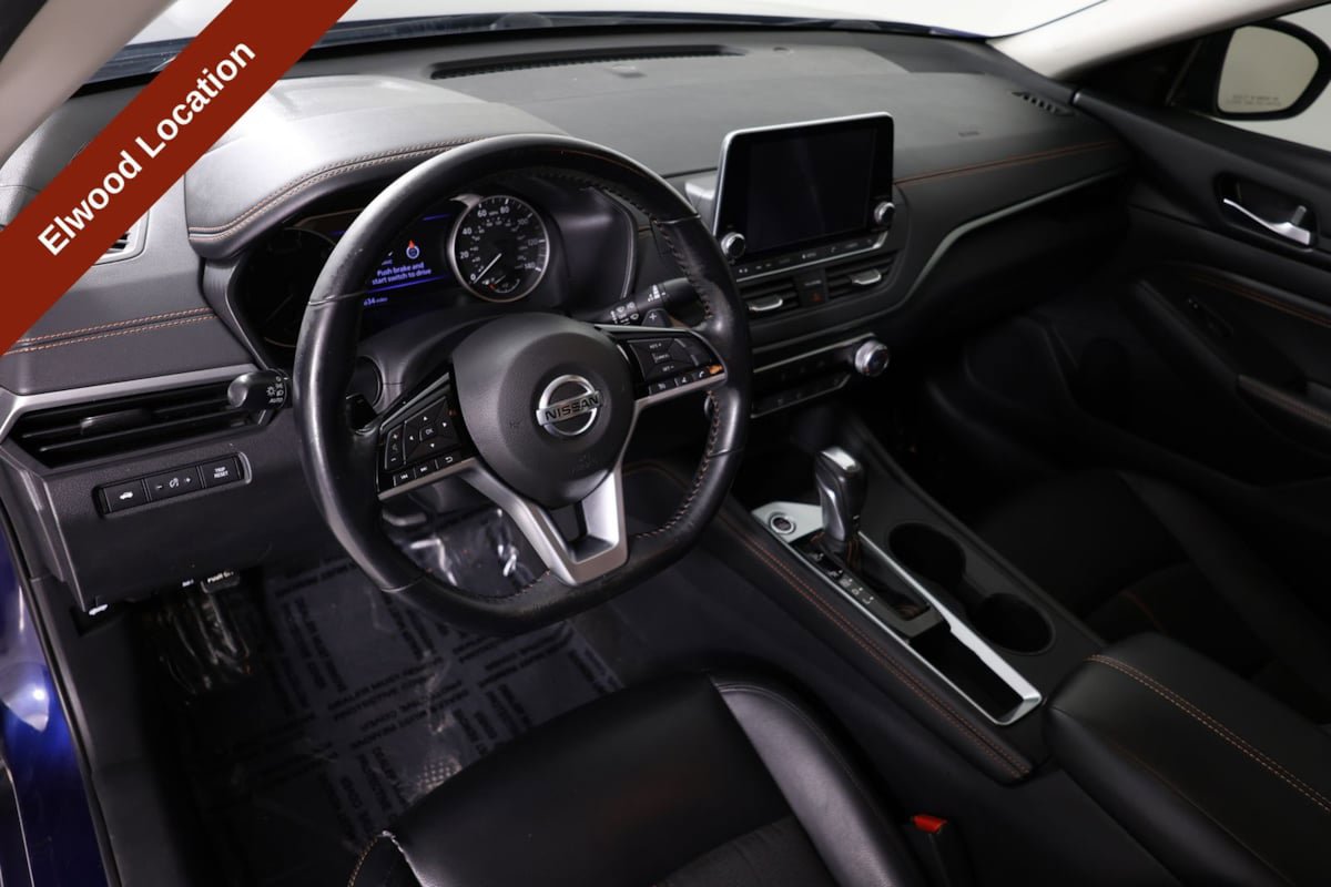 Used 2020 Nissan Altima 2.5 SR FWD image 18