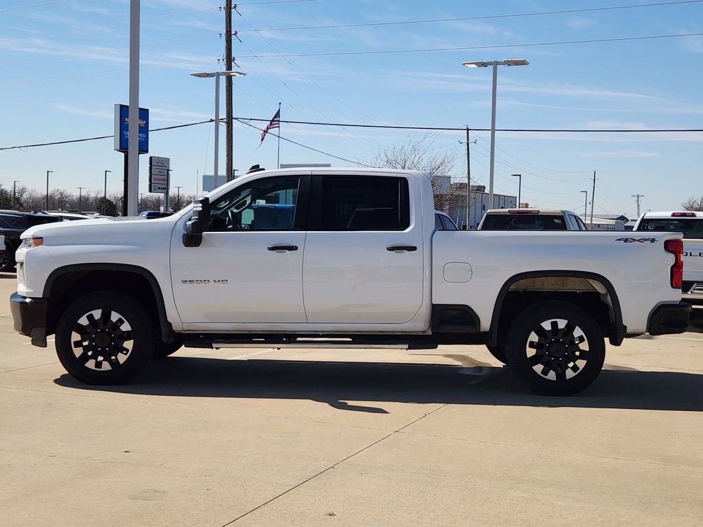 Used 2020 Chevrolet Silverado 2500 Custom w/ Custom Value Package image 4