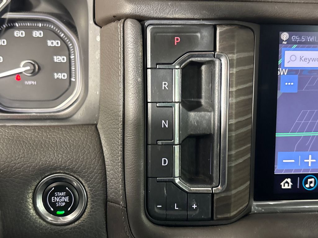 Used 2021 GMC Yukon Denali w/ Denali Premium Package image 21