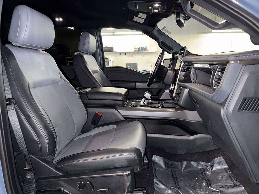 Used 2023 Ford F150 Lightning Lariat image 28