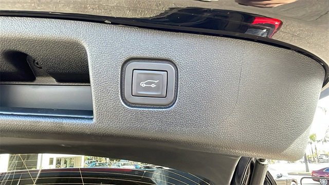 New 2025 Chevrolet Blazer EV RS image 30