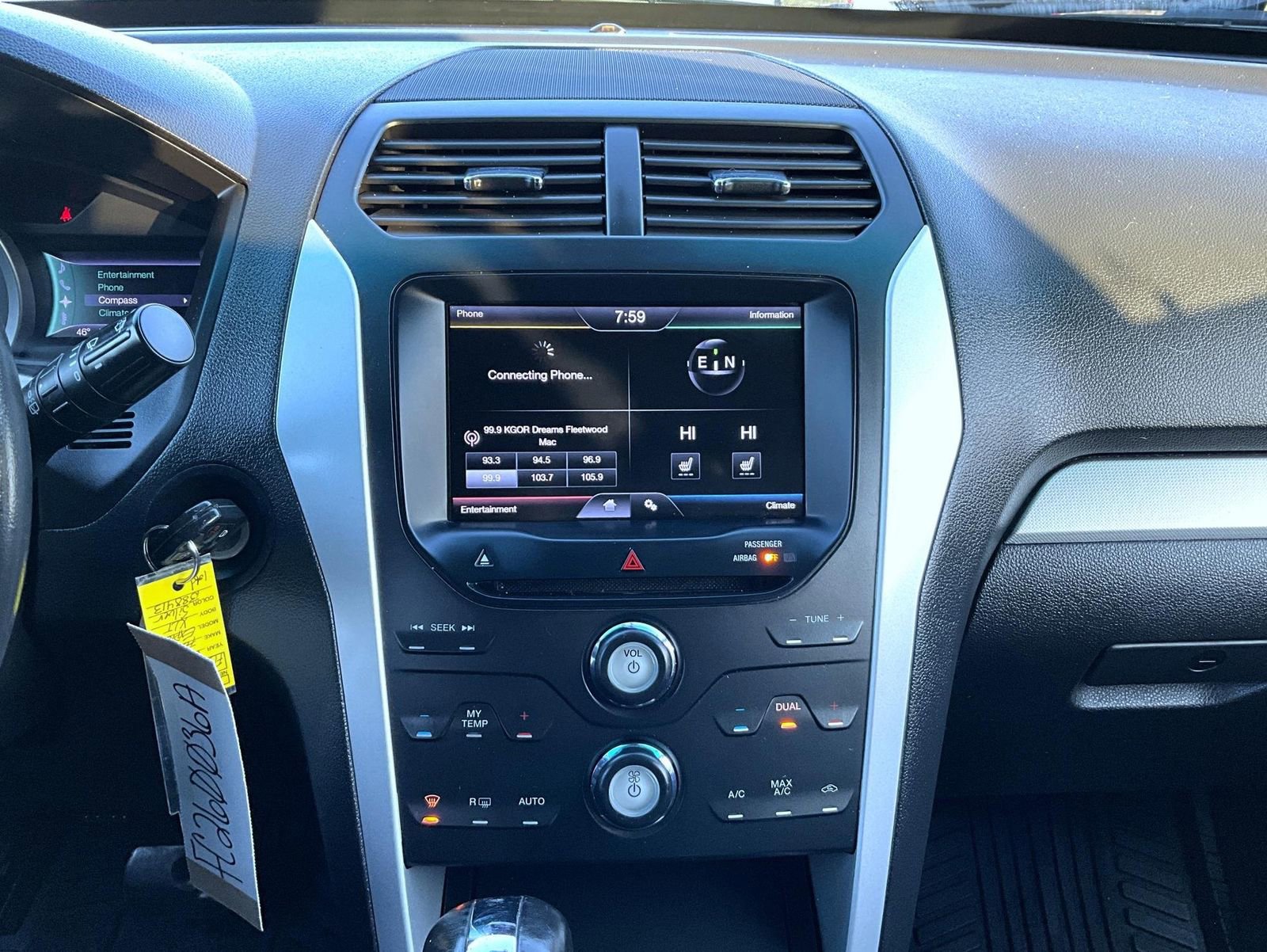 Used 2013 Ford Explorer XLT image 14