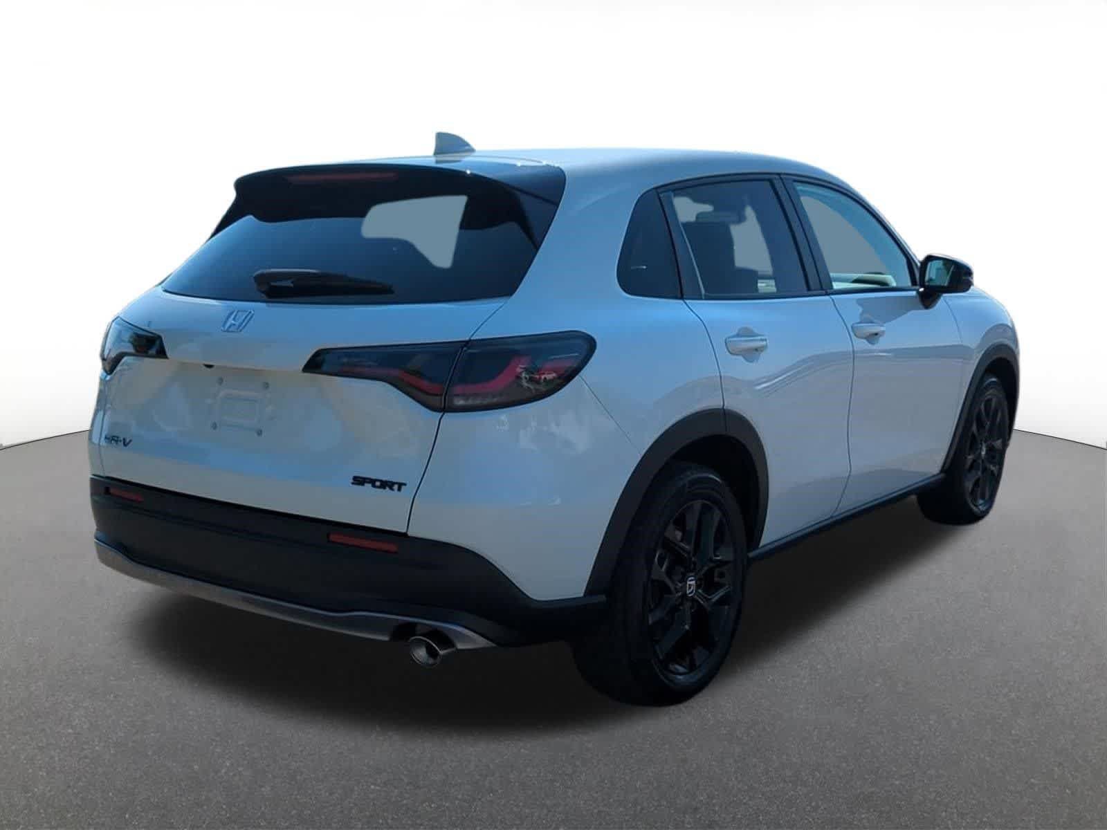 Used 2023 Honda HR-V Sport image 6