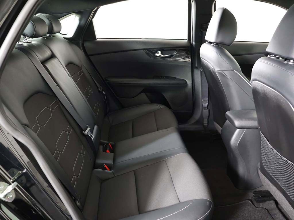 Used 2023 Kia Forte GT-Line w/ GT-Line Premium Package FWD image 34