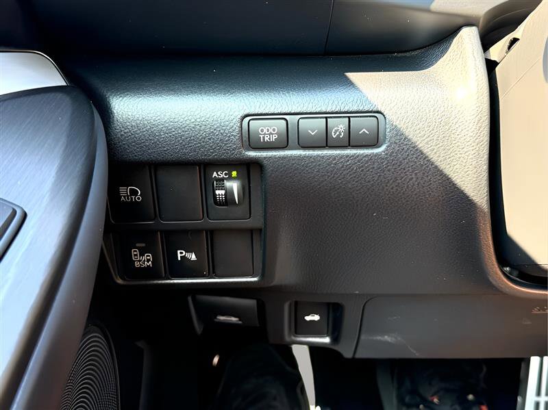 Used 2022 Lexus RC 350 F Sport image 18