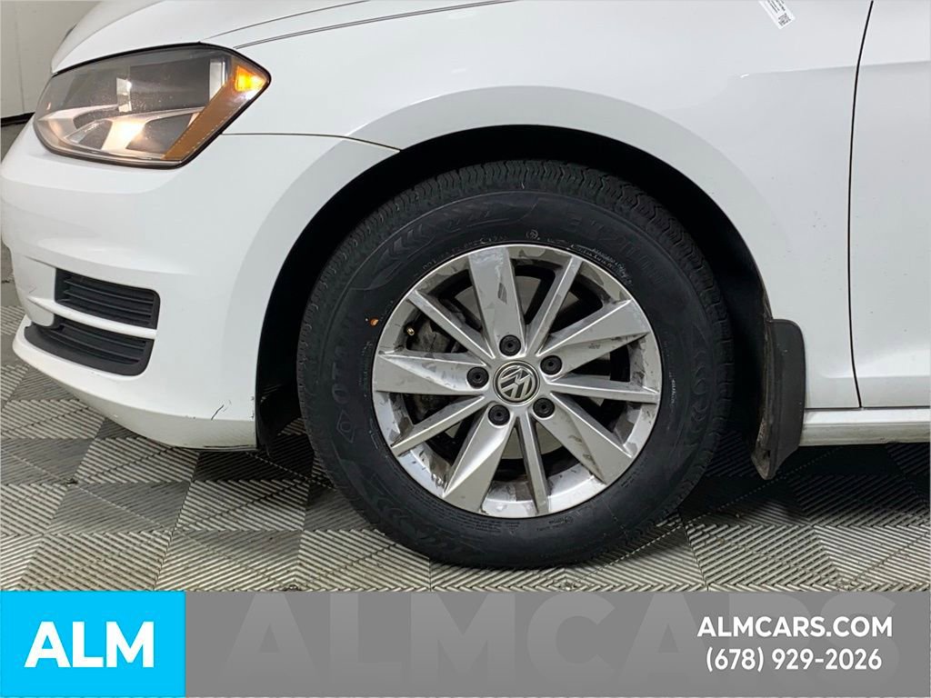 Used 2016 Volkswagen Golf S image 14