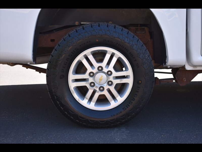 Used 2012 Chevrolet Colorado LT AWD/4WD image 32