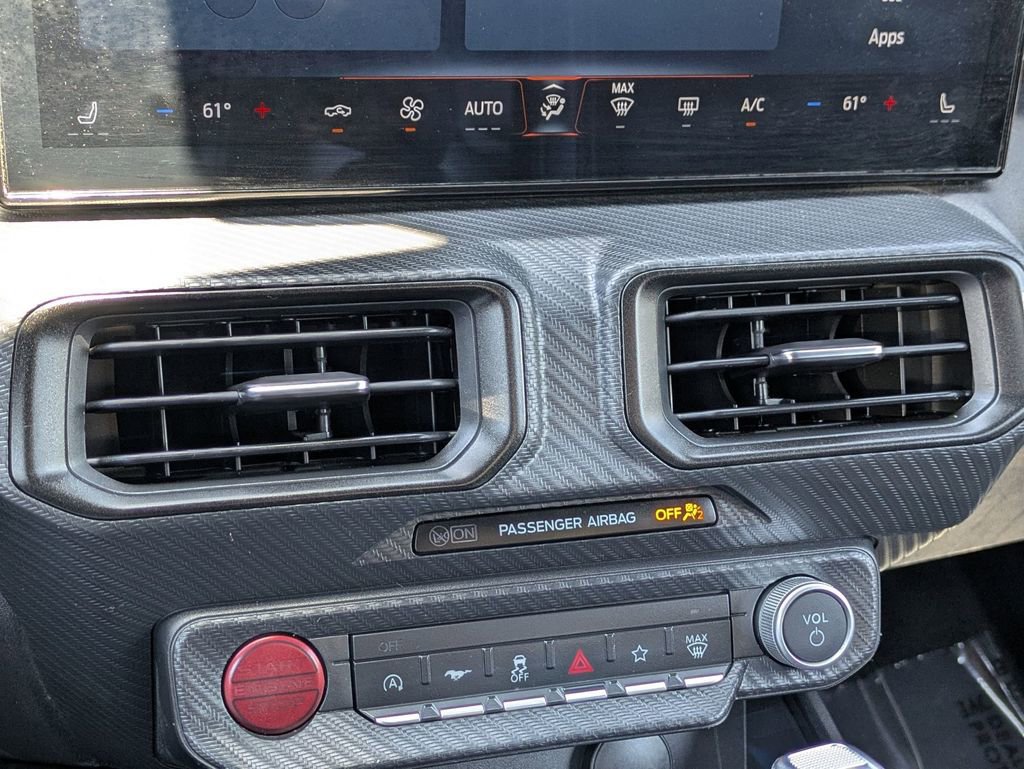 Used 2024 Ford Mustang Convertible image 17