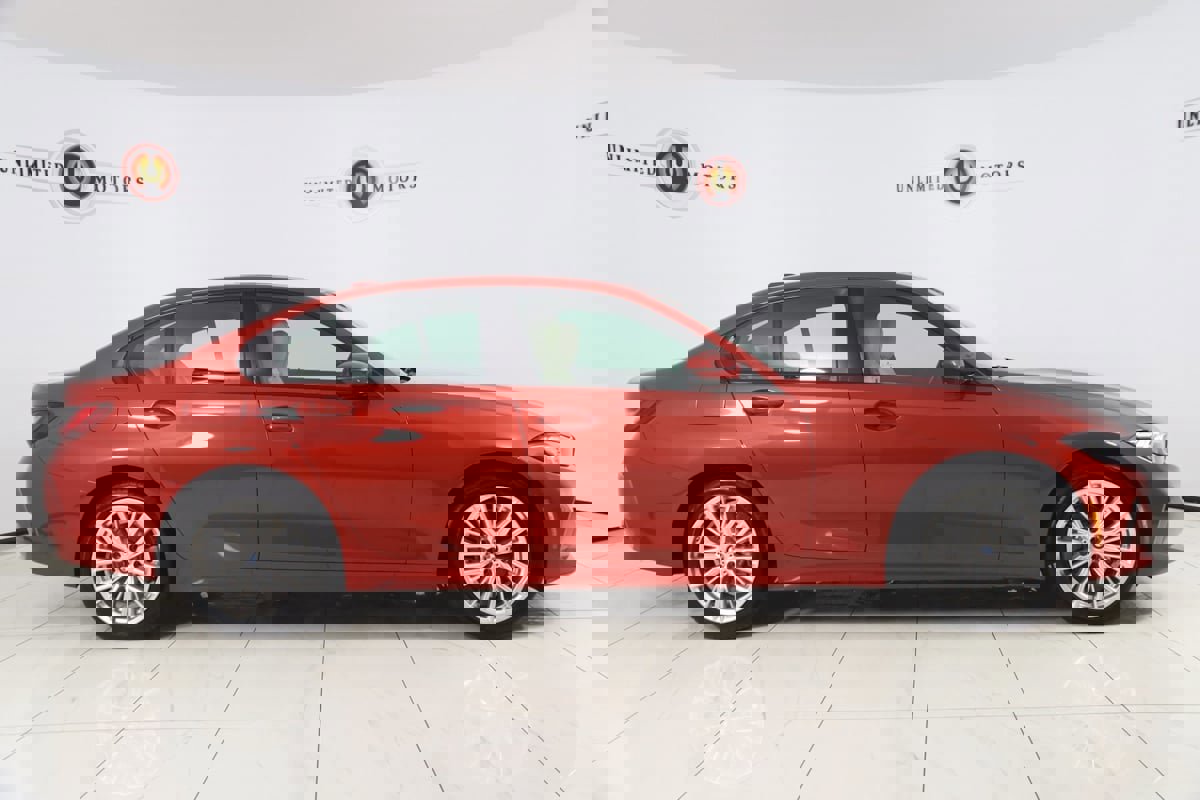 Used 2023 BMW 330i xDrive 330i xDrive image 2