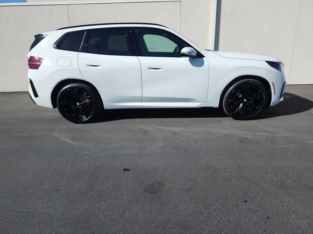 New 2026 BMW X3 xDrive30i w/ M Sport Package AWD/4WD image 3