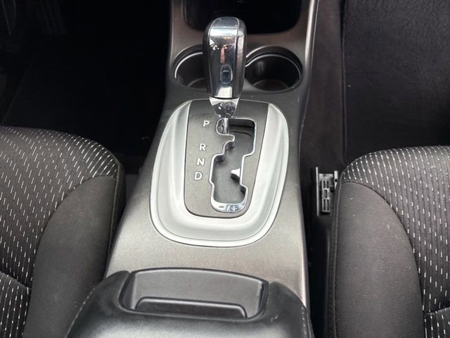 Used 2018 Dodge Journey SE w/ Blacktop Package FWD image 9