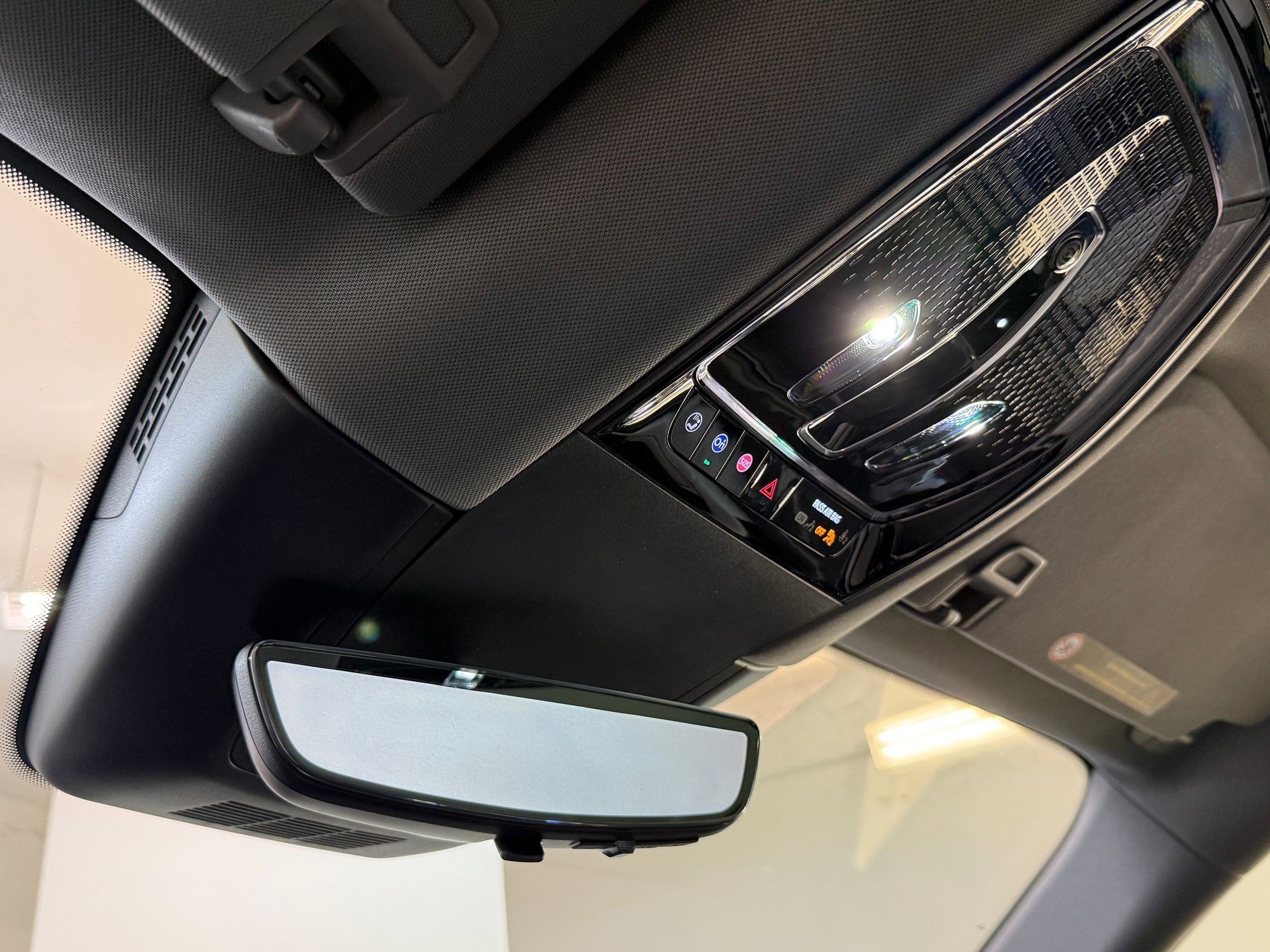 New 2026 Cadillac Escalade IQL Luxury image 20
