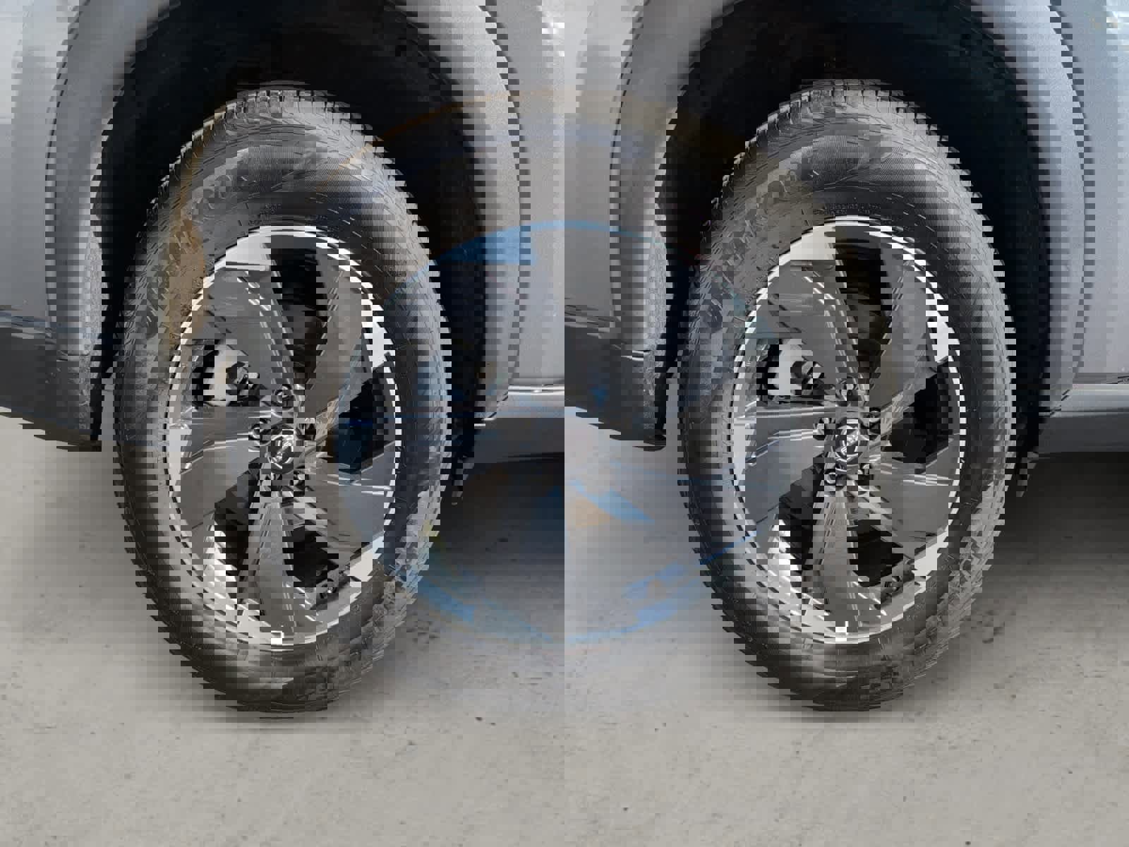 Used 2025 Nissan Rogue SV image 10