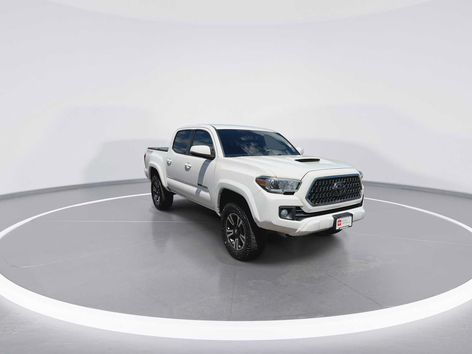 Certified 2019 Toyota Tacoma TRD Sport w/ Technology Package AWD/4WD image 2