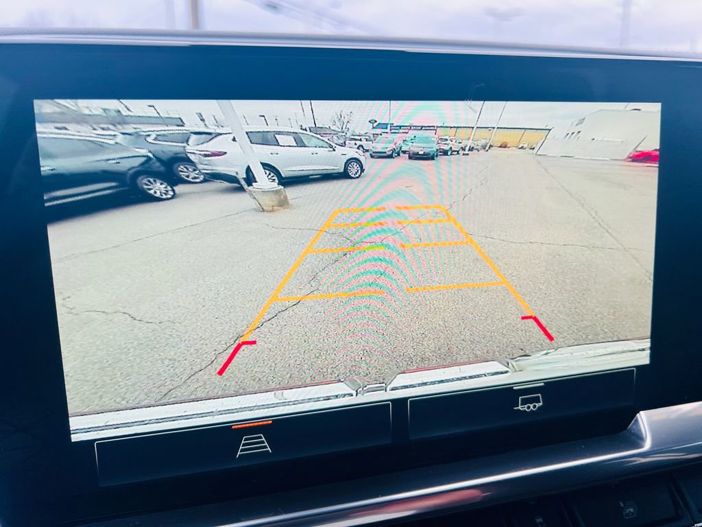 Used 2023 GMC Sierra 1500 Elevation image 31