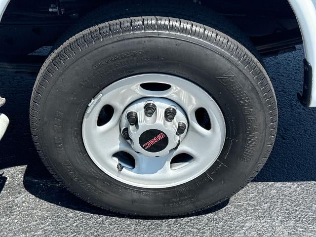 Certified 2024 GMC Savana 2500 w/ Driver Convenience Package RWD image 29