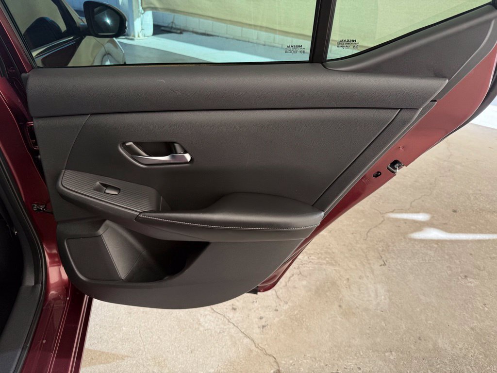 Used 2020 Nissan Sentra SV FWD image 17