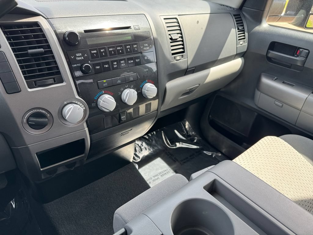 Used 2013 Toyota Tundra 4x4 Double Cab w/ Tow Pkg image 27