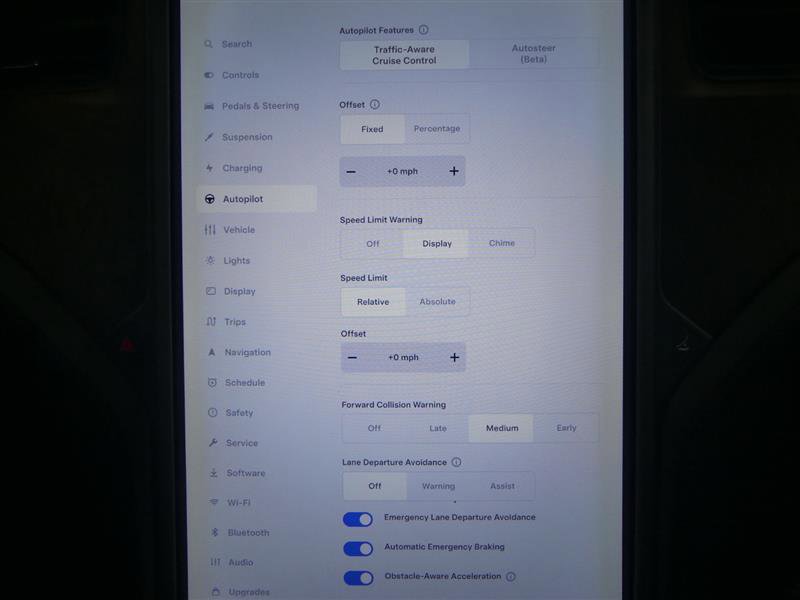 Used 2018 Tesla Model X 100D image 17