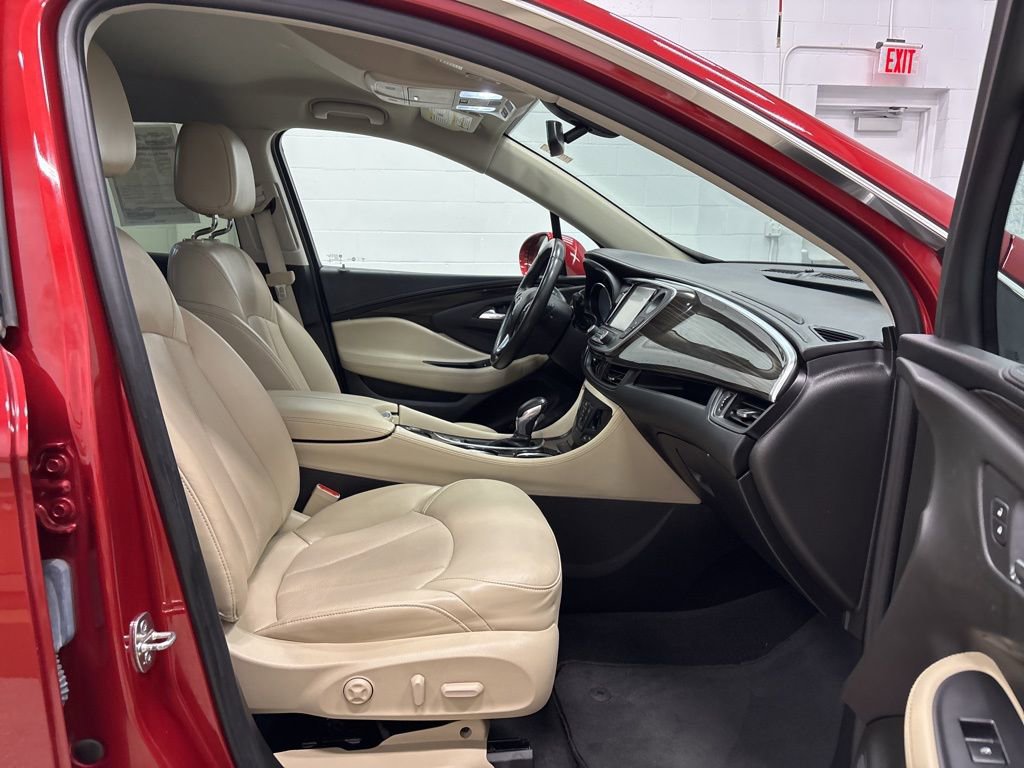 Used 2019 Buick Envision Essence image 33