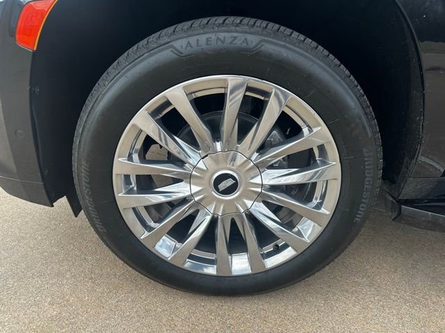 Used 2023 Cadillac Escalade ESV Premium Luxury image 9