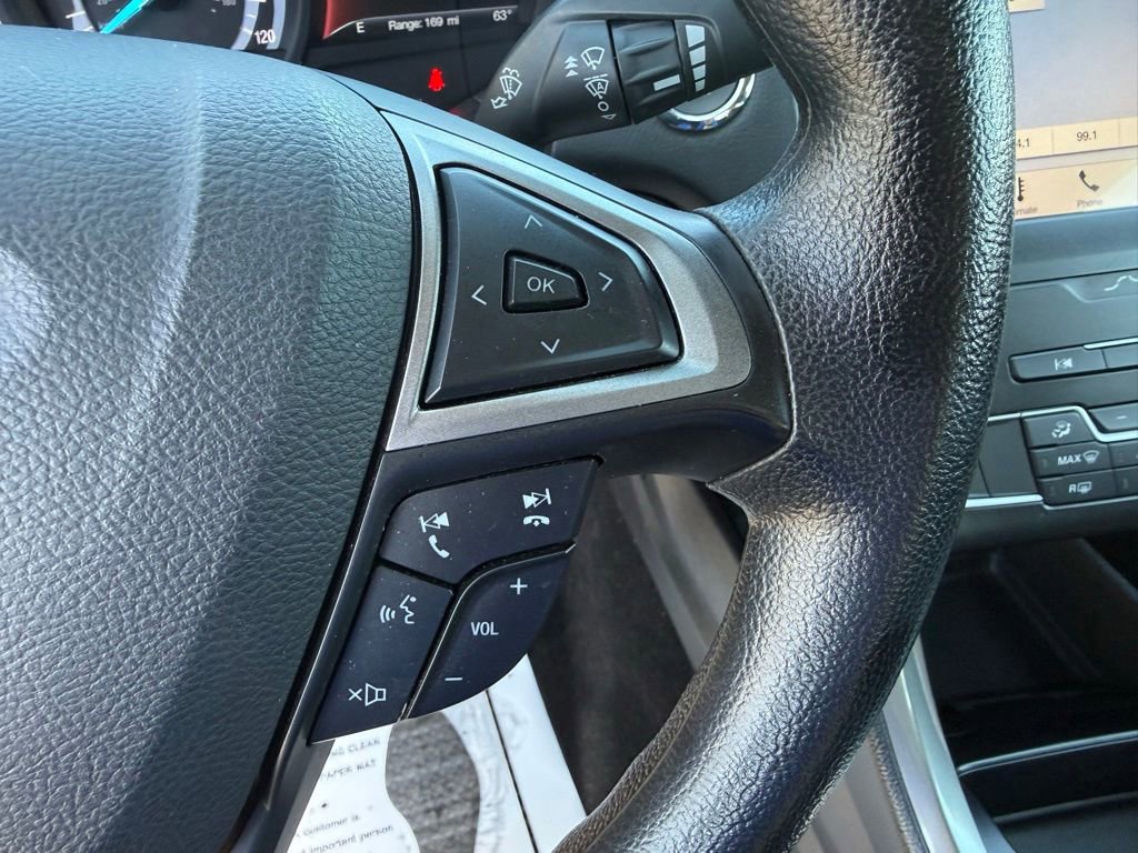 Used 2019 Ford Fusion SE FWD image 13